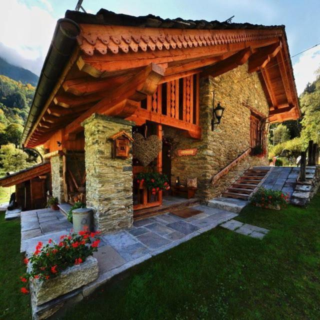 B&B Lo Djoua De Toueno Arvier Exterior photo